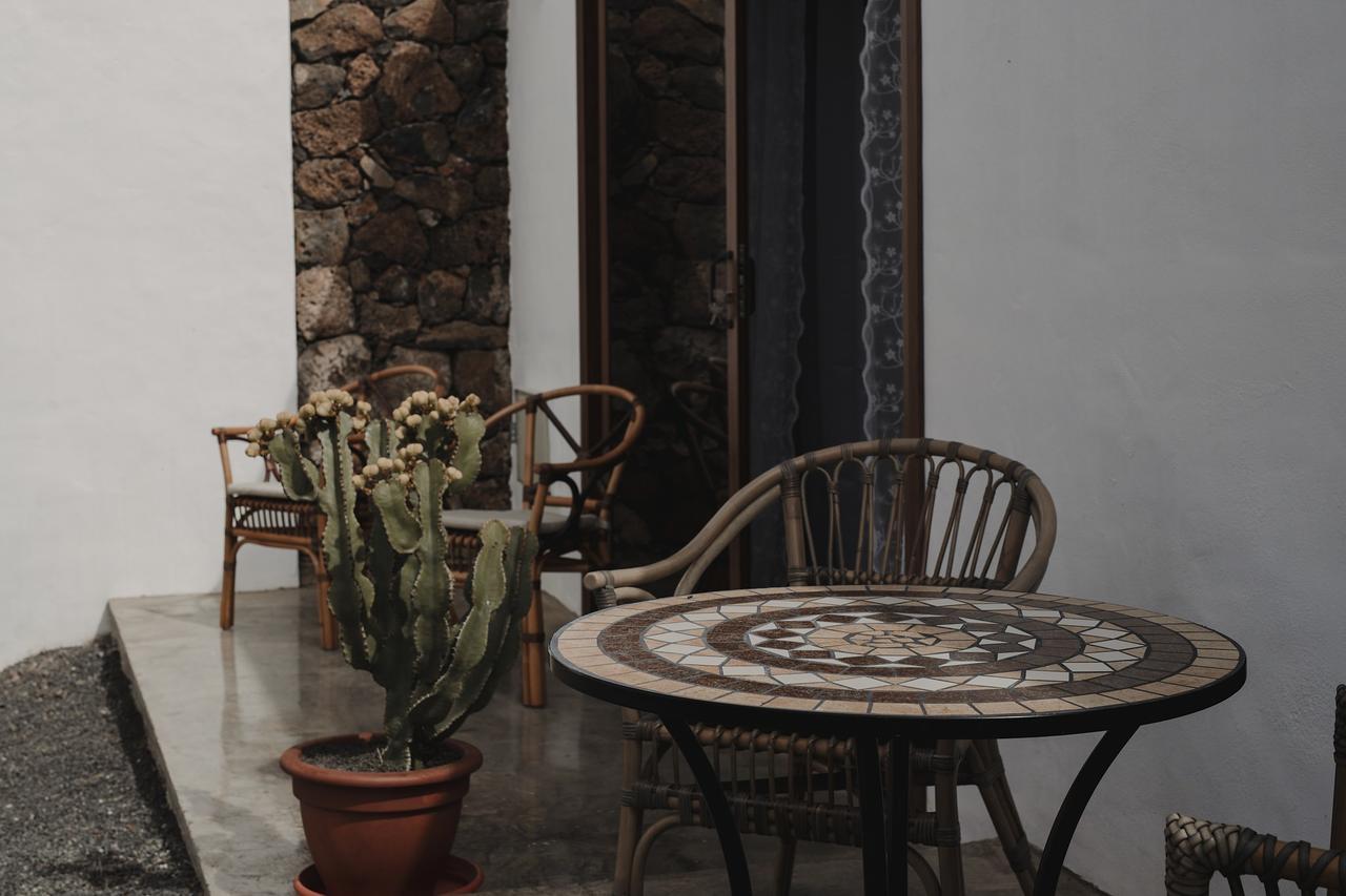 Hotelito Rural Flor De Timanfaya Tinajo Exterior photo